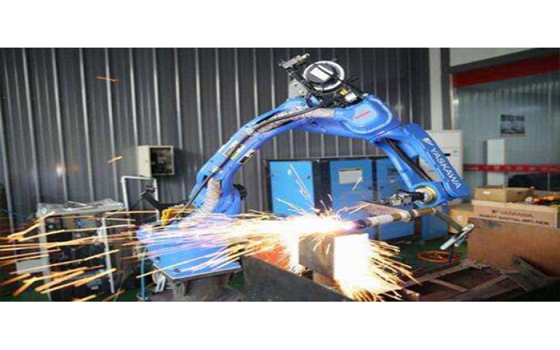 焊接机器人的工作优势以及对焊丝的要求